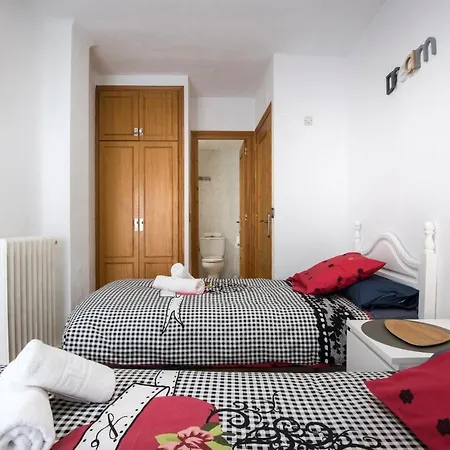 Casa Campanilla بيت ضيافة 3*