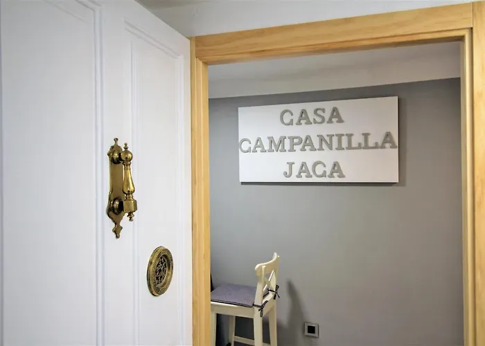 Casa Campanilla 3* Jaca