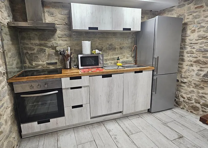 Casa Campanilla 3* Jaca